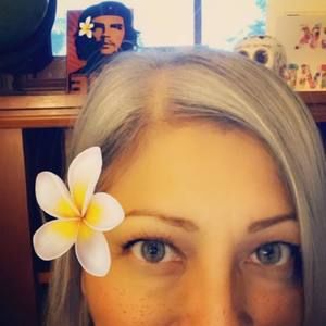 Meet your Posher, Leticia